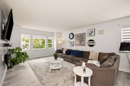 Kitchen Photo of 21647 50a Avenue, Langley, BC