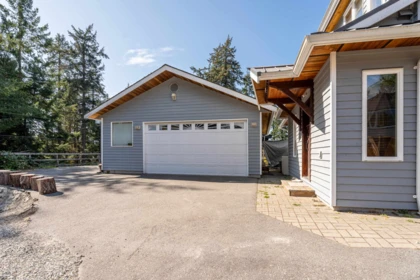5393 Sans Souci Road, Halfmoon Bay, BC, Halfmoon Bay — Single Family Residence for sale