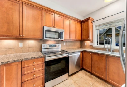 Breakfast Nook Photo of 13 4288 Sardis Street, Burnaby, BC