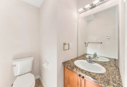 Primary Bathroom Photo of 13 4288 Sardis Street, Burnaby, BC