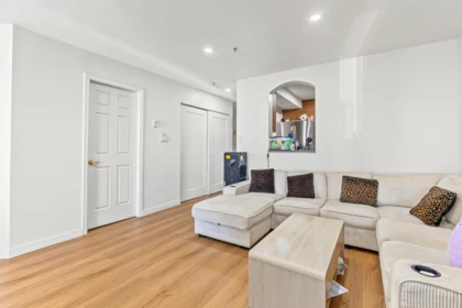 Mudroom Photo of 302 3638 Rae Avenue, Vancouver, BC