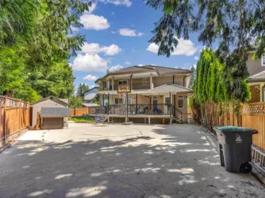 Outdoor Kitchen Photo of 14337 77 Avenue, Surrey, BC