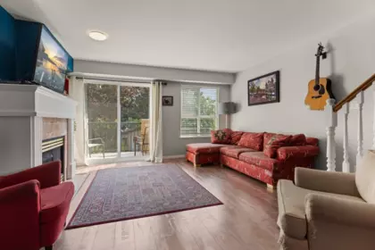 Primary Bedroom Photo of 31 9470 Hazel Street, Chilliwack, BC