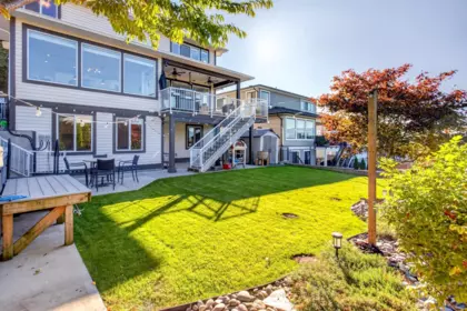 Swimming Pool Photo of 51067 Coleraine Avenue, Chilliwack, BC