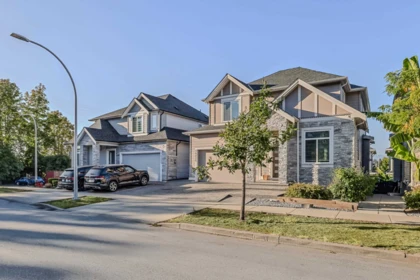 14215 61b Avenue, Surrey, BC, Surrey — Single Family Residence for sale