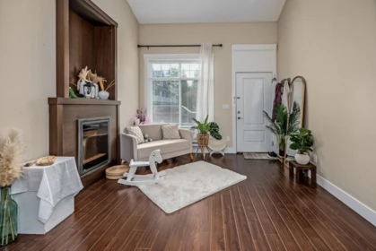 Kitchen Photo of 4 30748 Cardinal Avenue, Abbotsford, BC