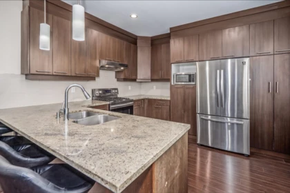 Powder Room Photo of 4 30748 Cardinal Avenue, Abbotsford, BC