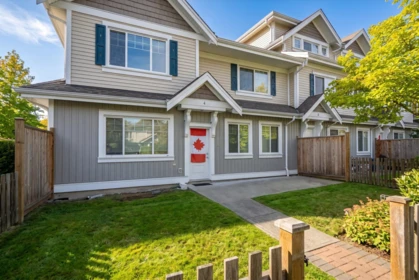 Swimming Pool Photo of 4 30748 Cardinal Avenue, Abbotsford, BC