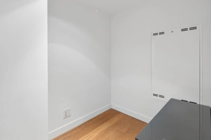 Bedroom 4 Photo of 1211 777 Richards Street, Vancouver, BC