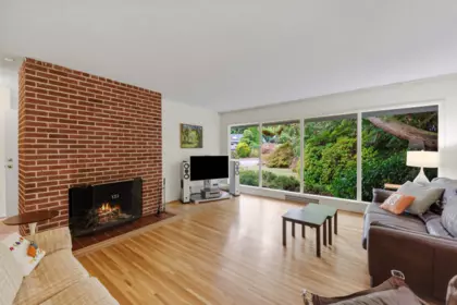 3692 Sunnycrest Drive, North Vancouver, BC, North Vancouver — Single Family Residence for sale