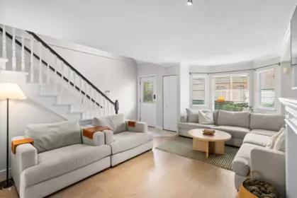 7 245 E 5th Street, North Vancouver, BC, North vancouver — Townhouse for sale