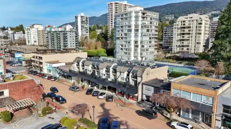1465 Clyde Avenue, West Vancouver, BC, West vancouver — Townhouse for sale