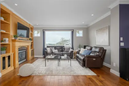 13186 Shoesmith Crescent, Maple Ridge, BC, Maple ridge — Single Family Residence for sale