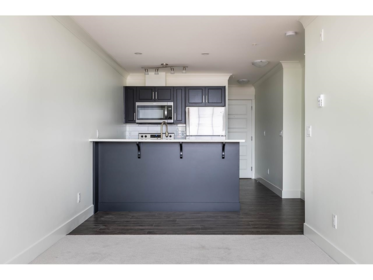 412 30515 Cardinal Avenue, Abbotsford, BC, Abbotsford — Apartment/Condo for sale