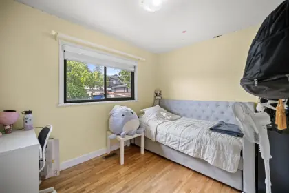 4355 Barker Avenue, Burnaby, BC, Burnaby — Single Family Residence for sale