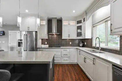 2292 Center Street, Abbotsford, BC, Abbotsford — Single Family Residence for sale