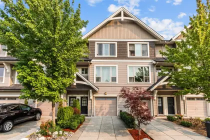 220 3105 Dayanee Springs Boulevard, Coquitlam, BC, Coquitlam — Townhouse for sale