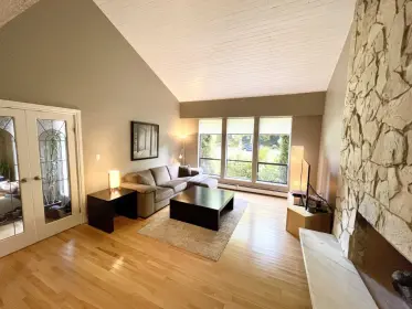 3635 Lynndale Crescent, Burnaby, BC, Burnaby — Single Family Residence for sale