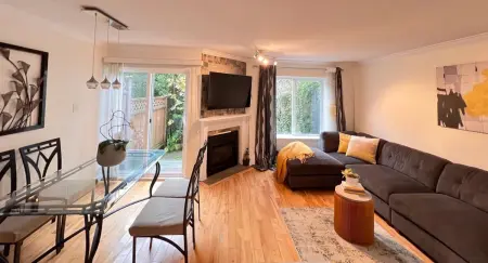 43 40200 Government Road, Squamish, BC, Squamish — Townhouse for sale