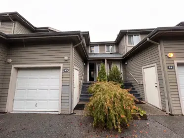 43 40200 Government Road, Squamish, BC, Squamish — Townhouse for sale
