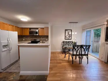 43 40200 Government Road, Squamish, BC, Squamish — Townhouse for sale
