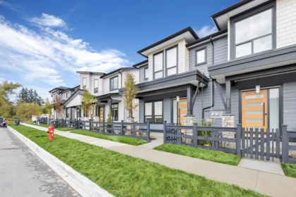 19637 76 Avenue, Langley, BC, Langley — Half Duplex for sale
