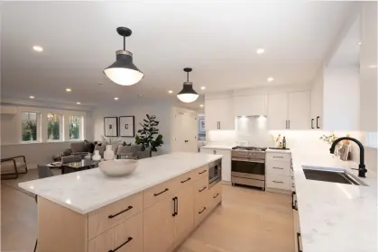 6908 Ross Street, Vancouver, BC, Vancouver — Townhouse for sale
