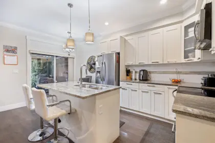 107 6739 137 Street, Surrey, BC, Surrey — Townhouse for sale