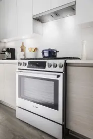 202 4788 Hastings Street, Burnaby, BC, Burnaby — Apartment/Condo for sale