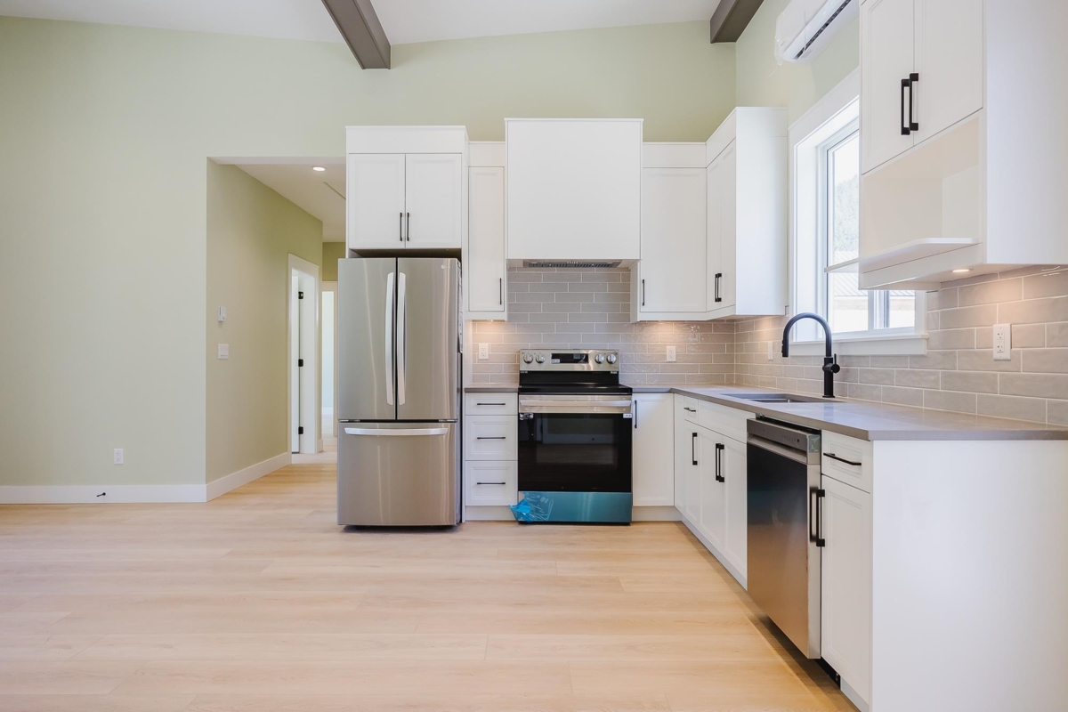 Kitchen Island Photo of HG 187 71358 Grove Place, Sunshine Valley, BC