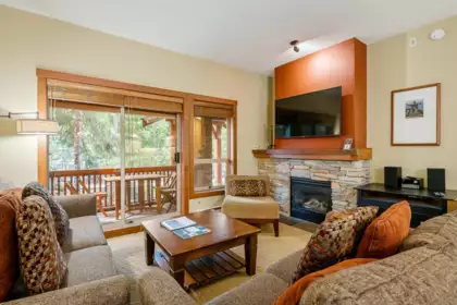 104(G4) 4653 Blackcomb Way, Whistler, BC, Whistler — Townhouse for sale
