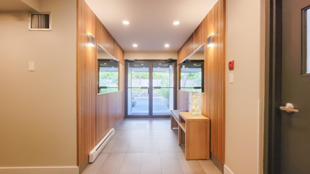 21 2250 Folkestone Way, West Vancouver, BC