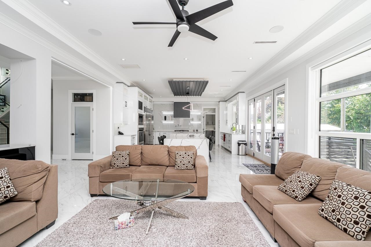 Kitchen Photo of 14752 60a Avenue, Surrey, BC