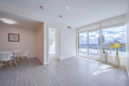 2310 4508 Hazel Street, Burnaby, BC, Burnaby — Apartment/Condo for sale