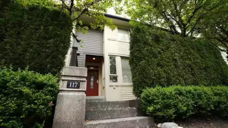 117 9229 University Crescent, Burnaby, BC, Burnaby — Townhouse for sale