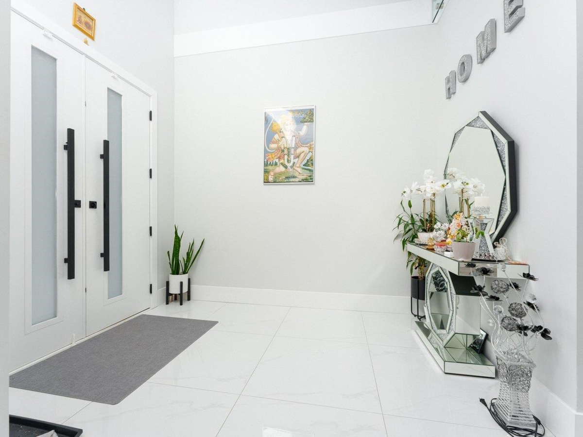 Primary Bedroom Photo of 14477 101 Avenue, Surrey, BC