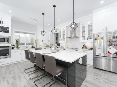 Kitchen Photo of 14477 101 Avenue, Surrey, BC