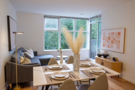 403 9232 University Crescent, Burnaby, BC