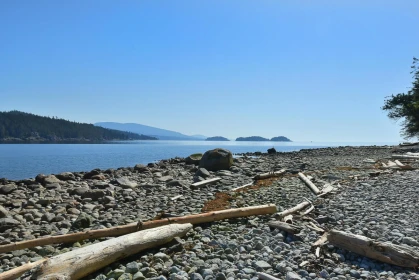 7638 Eureka Avenue, Halfmoon Bay, BC, Halfmoon Bay — Single Family Residence for sale