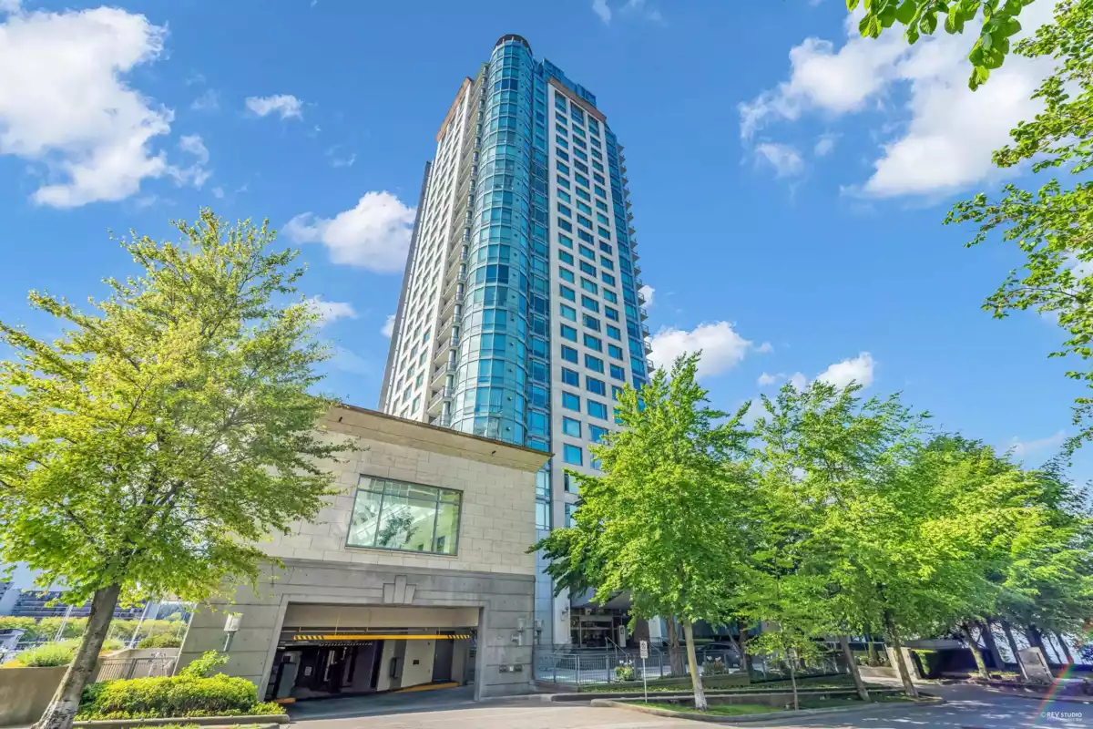 Entry Foyer Photo of 1304 323 Jervis Street, Vancouver, BC