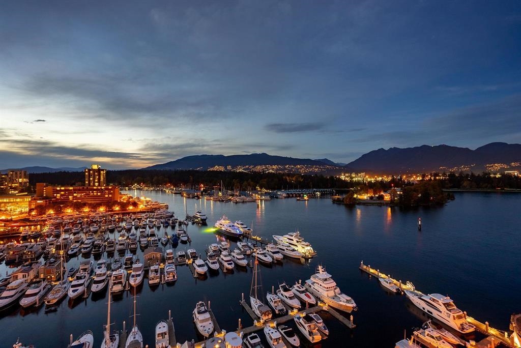 Exterior Rear Photo of 1304 323 Jervis Street, Vancouver, BC