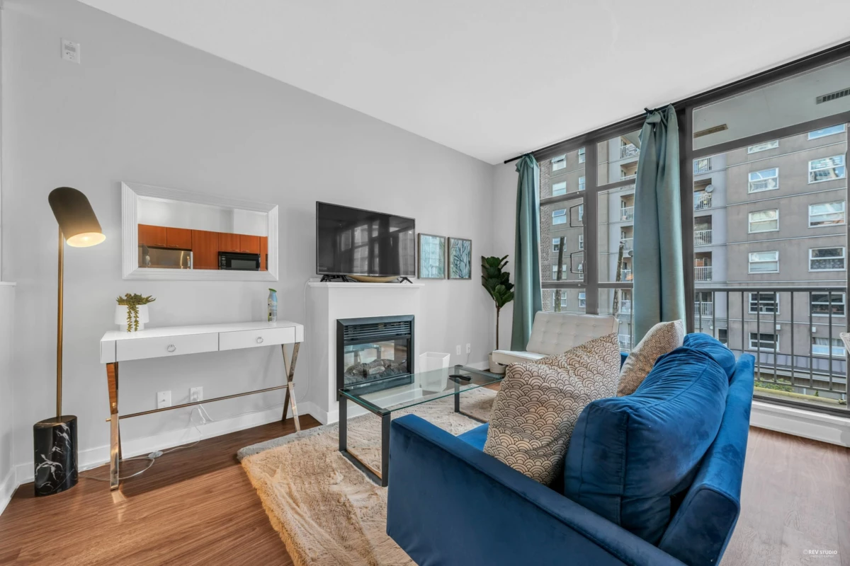 Family Room Photo of 406 1249 Granville Street, Vancouver, BC