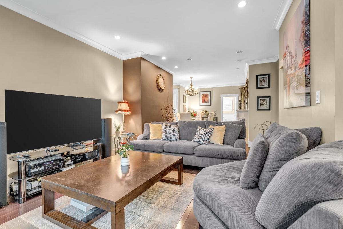 Exterior Rear Photo of 2385 W 7th Avenue, Vancouver, BC