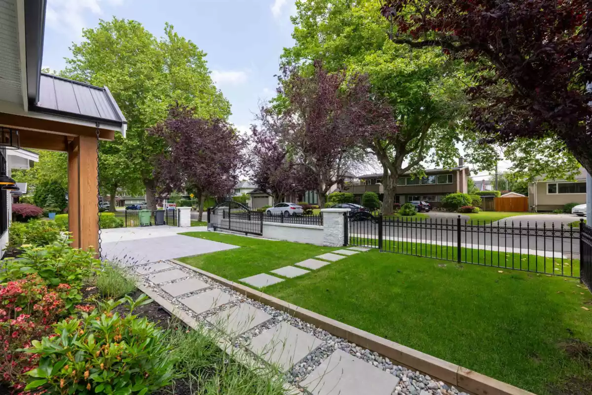 Living Room Photo of 8531 Fairfax Crescent, Richmond, BC