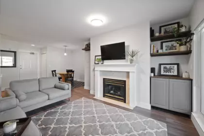 306 128 W 8th Street, North Vancouver, BC, North Vancouver — Apartment/Condo for sale