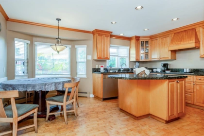 Primary Bedroom Photo of 24990 36 Avenue, Langley, BC