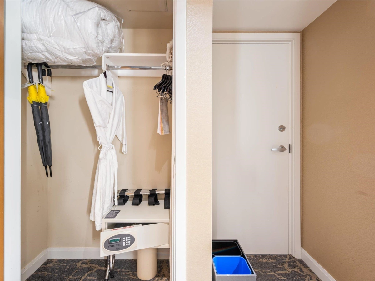 Bedroom 3 Photo of 670 4090 Whistler Way, Whistler, BC