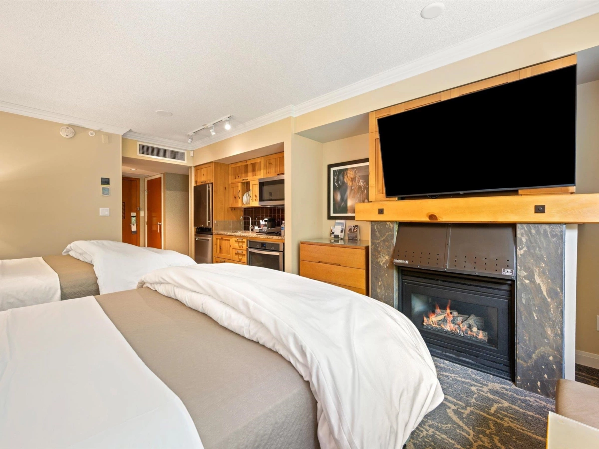 Living Room Photo of 670 4090 Whistler Way, Whistler, BC