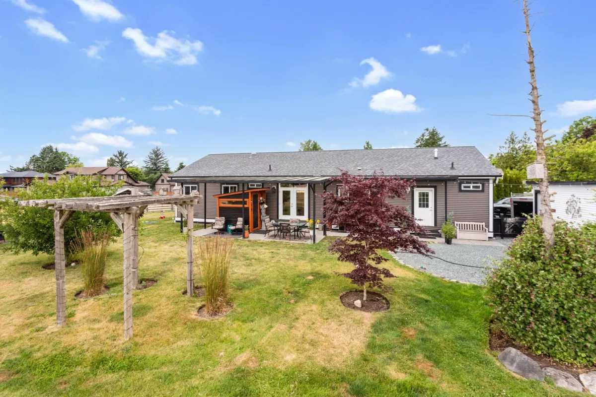 Hallway Photo of 21370 24 Avenue, Langley, BC