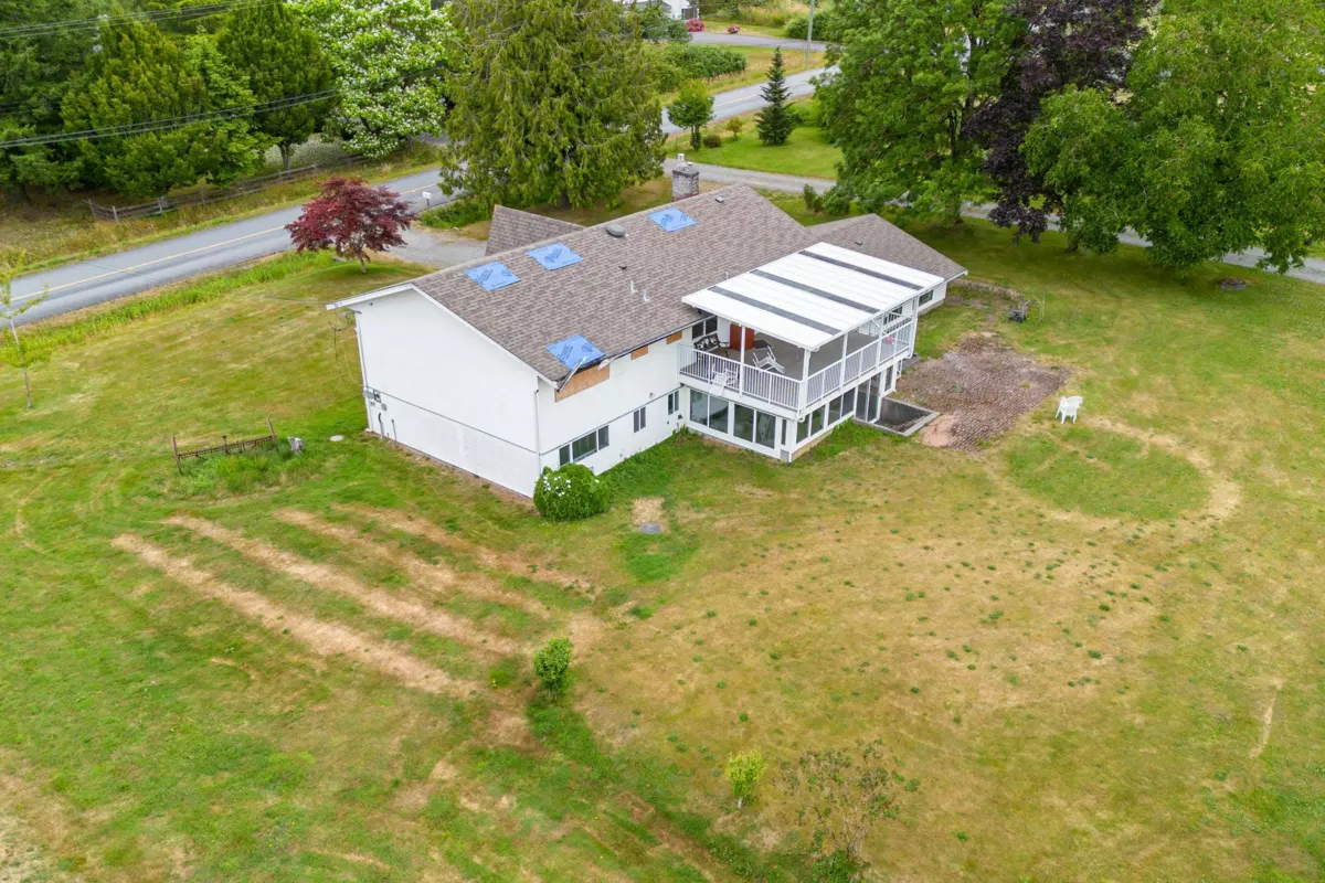 Kitchen Photo of 21370 24 Avenue, Langley, BC